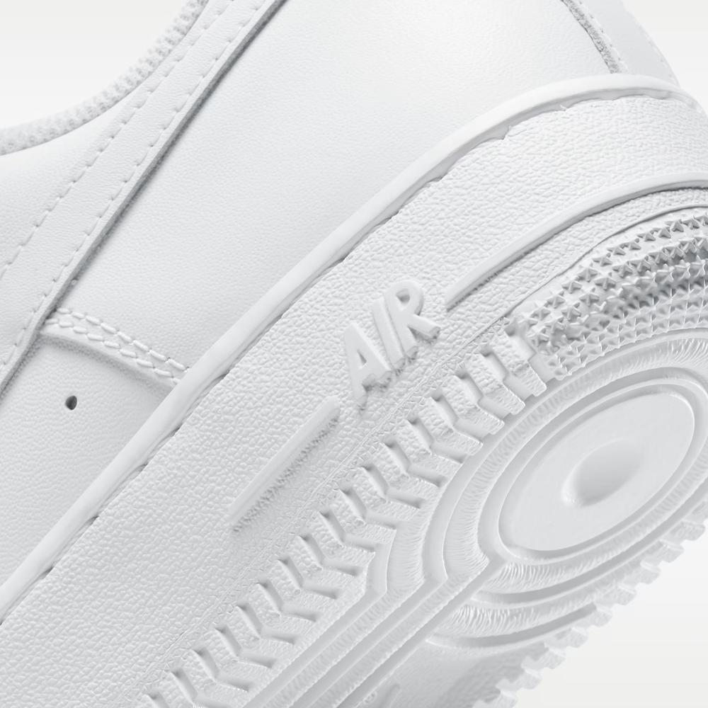 Női cipő Nike Air Force 1 '07 DD8959-100 - fehér