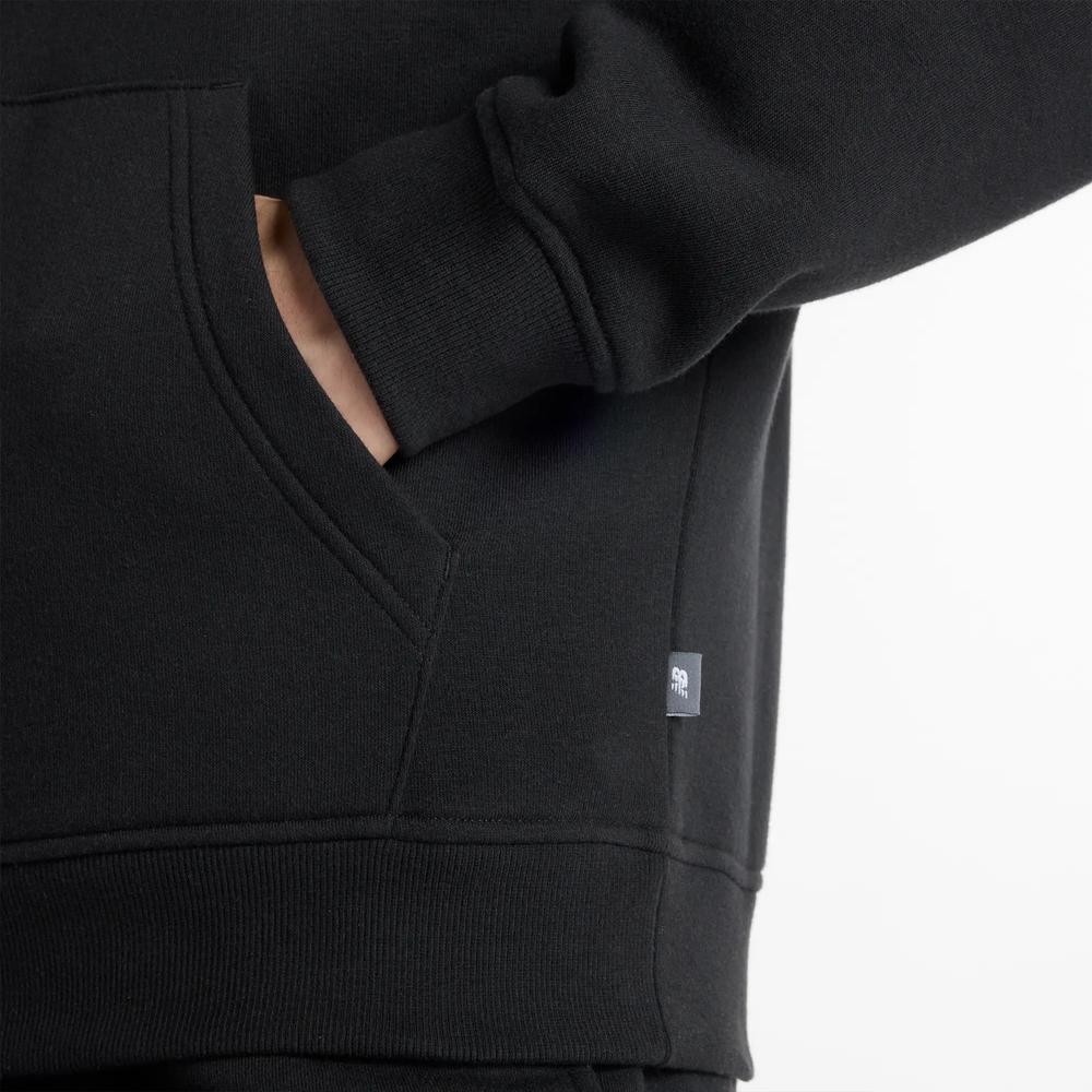 Férfi felső New Balance MT51941BK - fekete