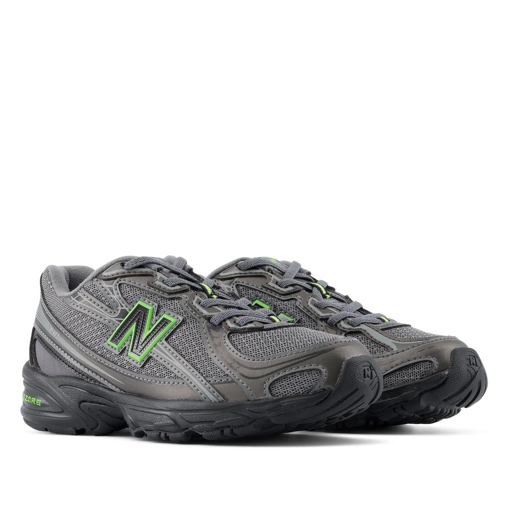Gyermekcipő New Balance P7401MU - szürke