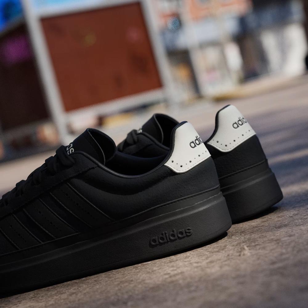 Férfi cipő adidas Sportswear Courtwave KI9955 - fekete