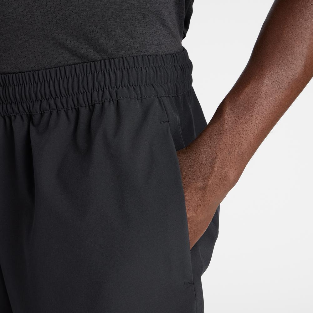 Férfi futónadrág New Balance MB6174CDBK - fekete