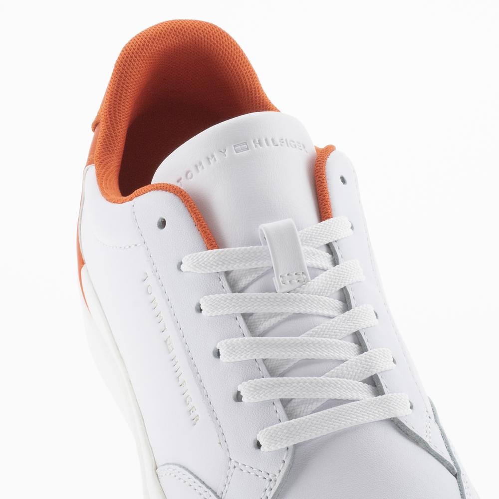 Cipő Tommy Hilfiger Feminine Sneaker With Color FW0FW06896-0K9 - fehér