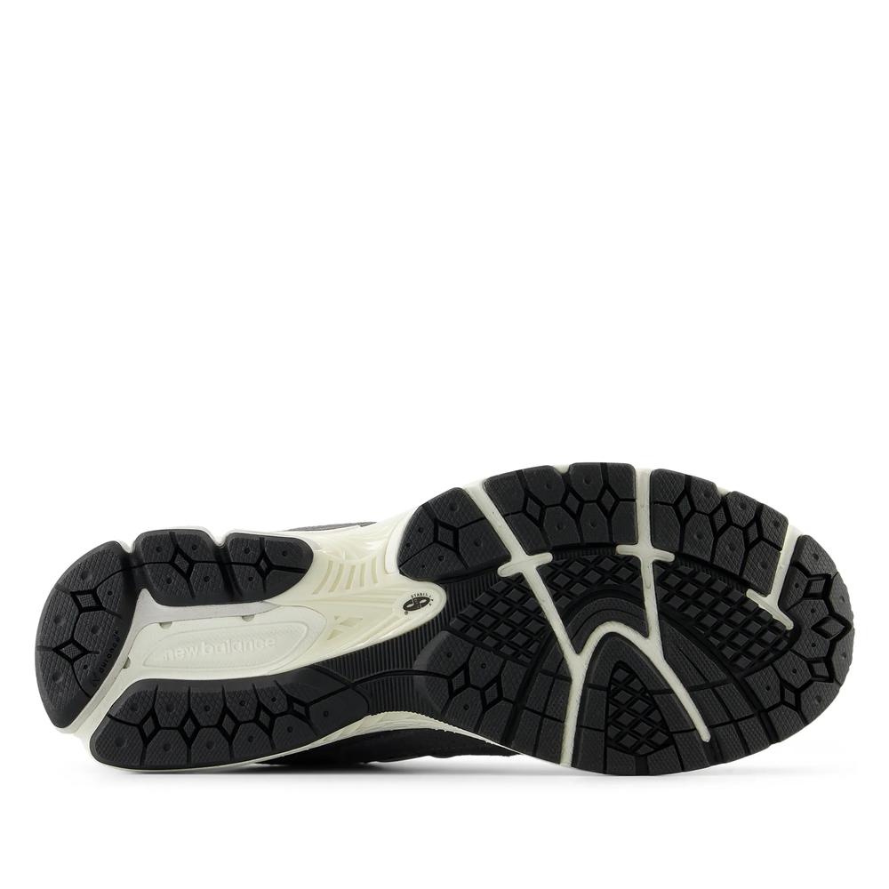 Cipő New Balance M2002RFB - szürke
