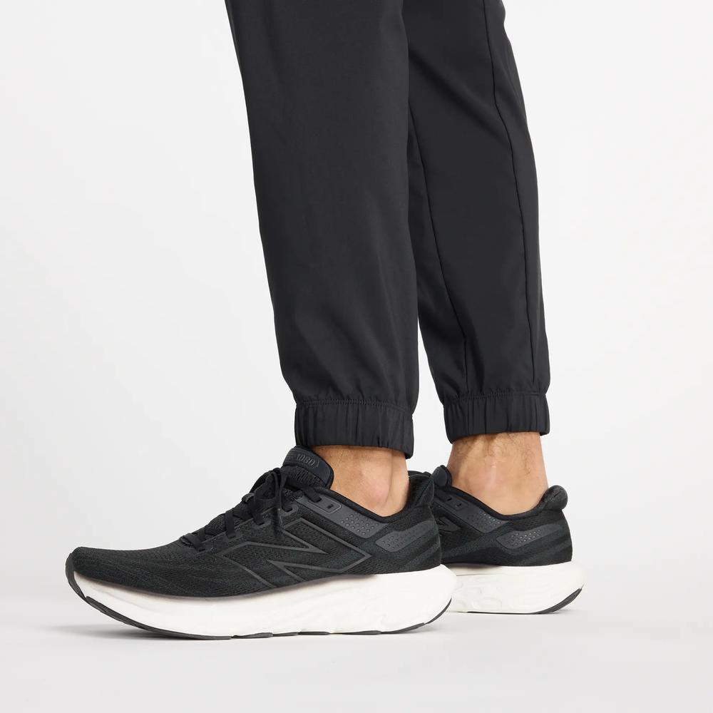 Férfi nadrág New Balance MP41011BK - fekete