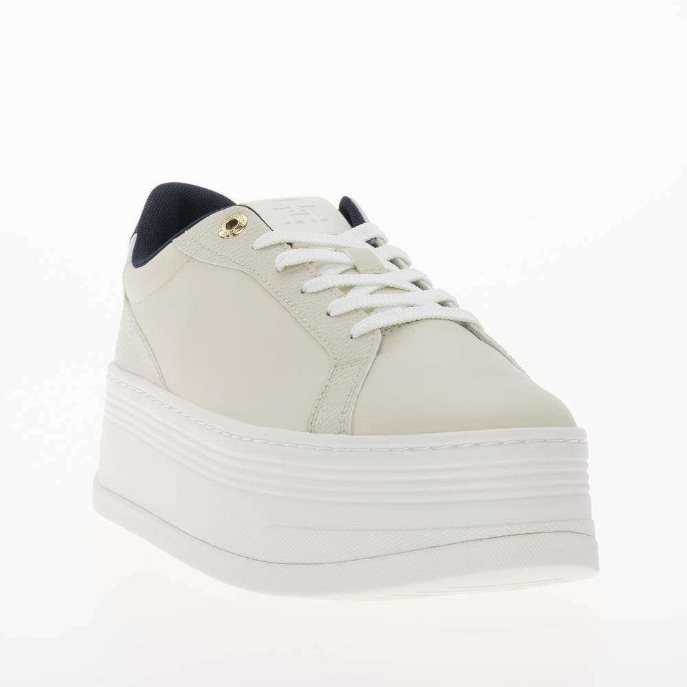 Cipő Tommy Jeans Platform Sneaker Triangle FW0FW08115-ACG - bézs