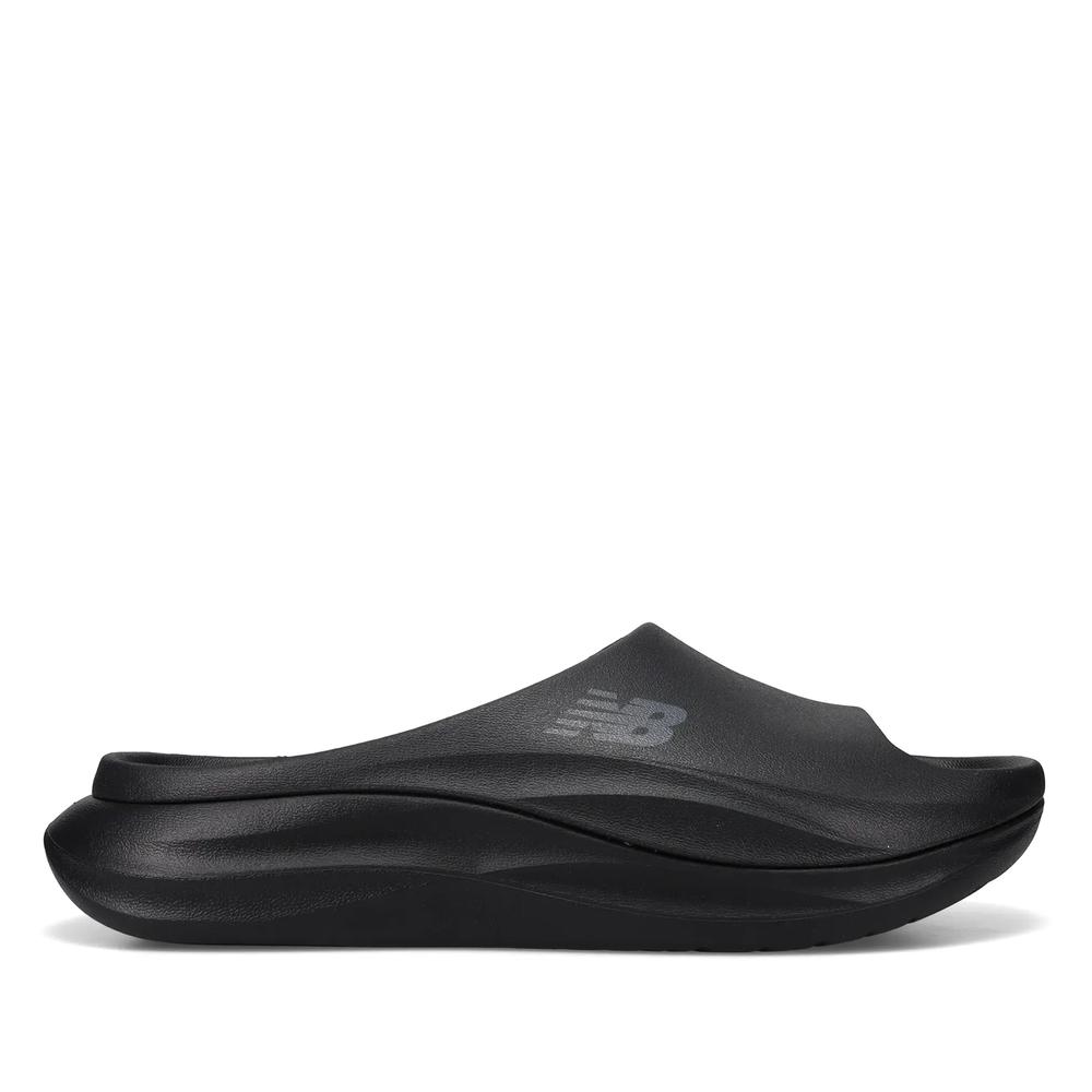 Férfi flip flop New Balance M6650332 - fekete