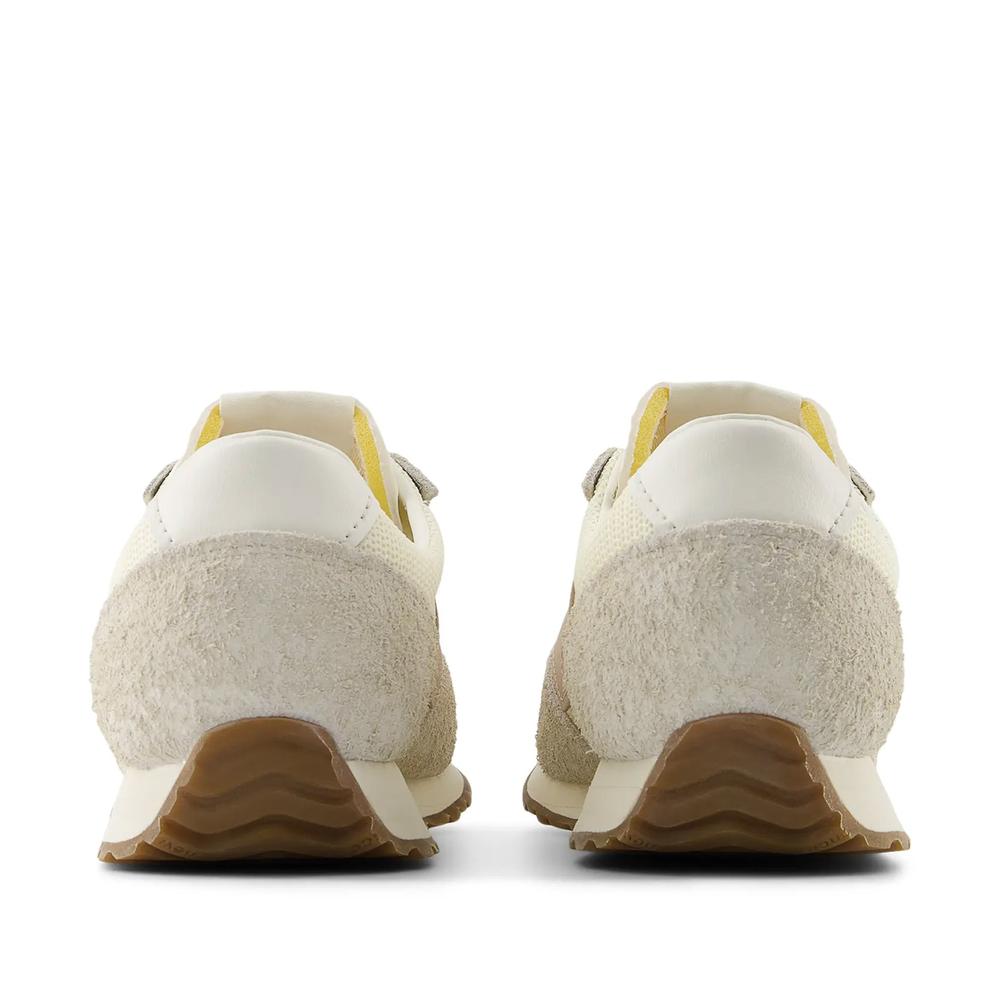 Unisex cipő New Balance U471KAA - bézs