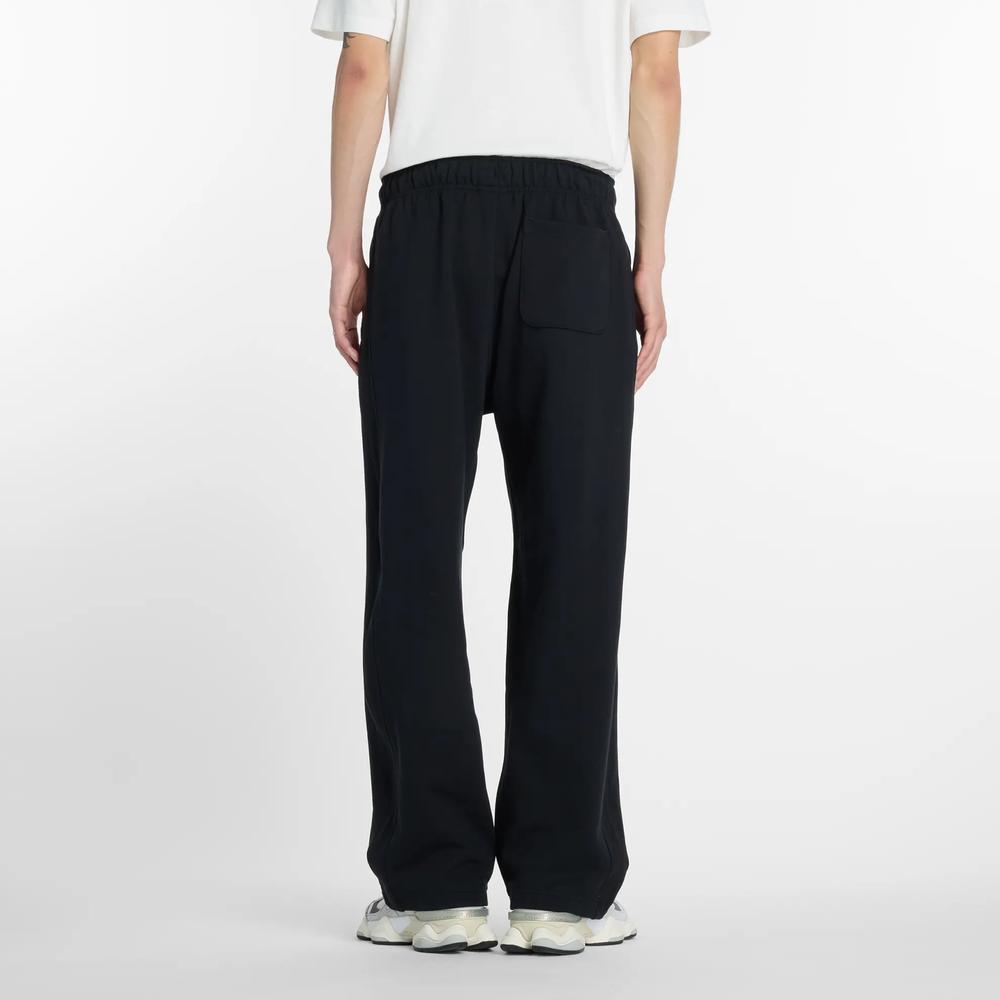 Férfi nadrág New Balance MP53504BK - fekete
