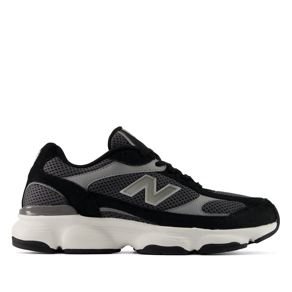 Férfi cipő New Balance M603107 - fekete