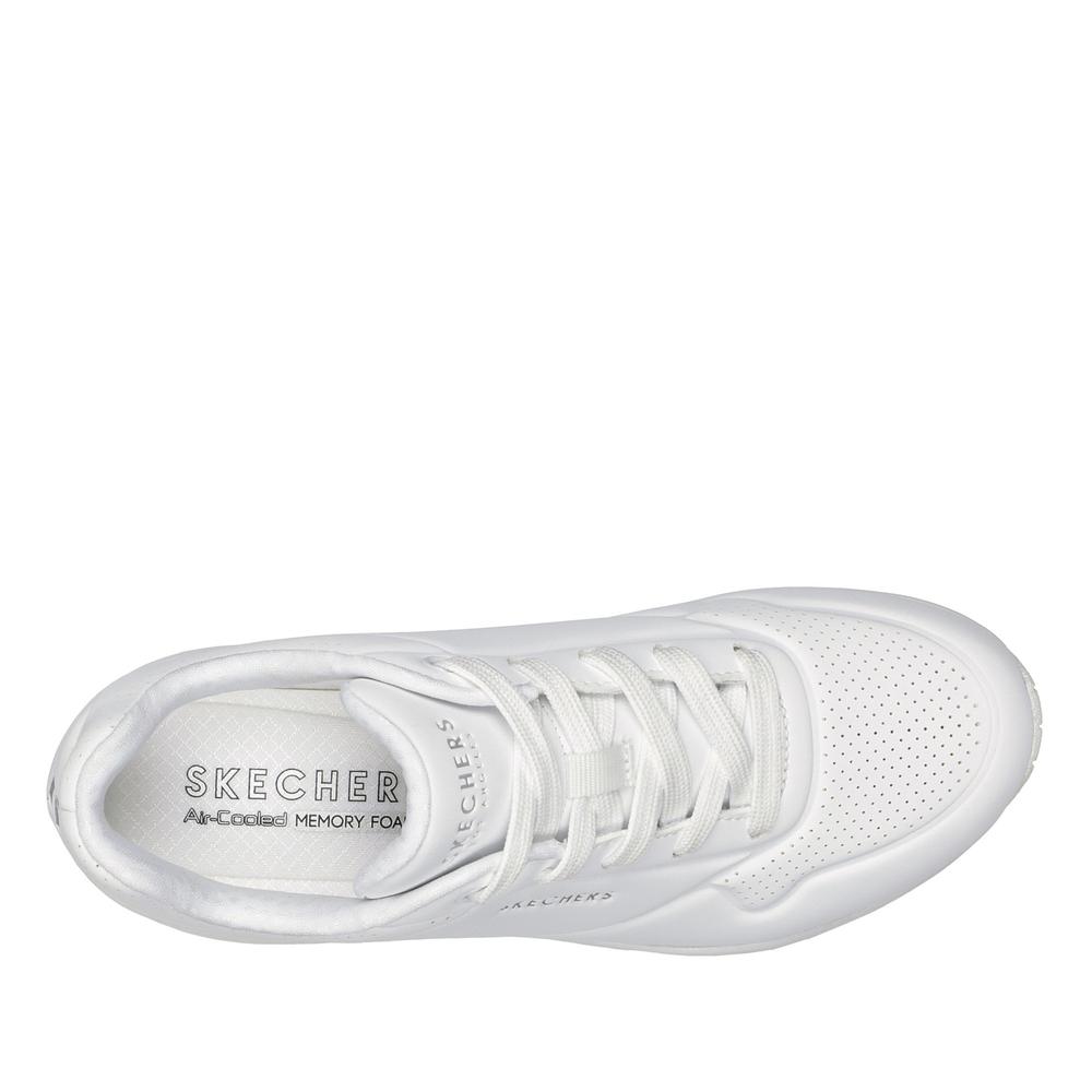 Cipő Skechers Uno Stand on Air 73690W - fehér