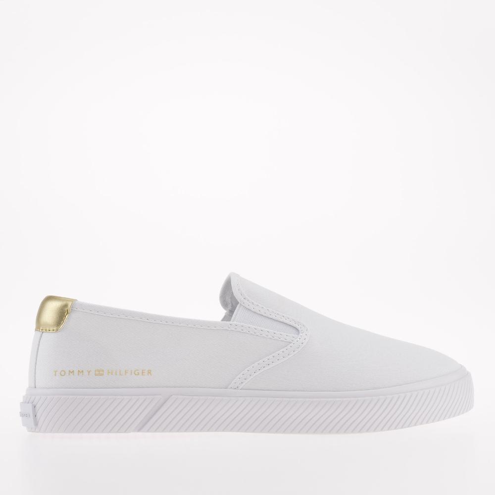 Cipő Tommy Hilfiger Essential Slip-On Sneaker FW0FW06956-YBS - fehér