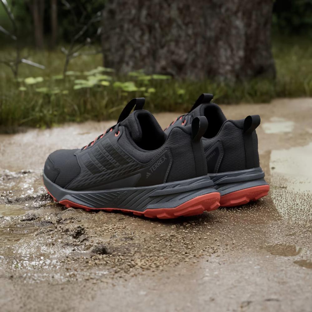 Cipő férfi adidas Terrex Tracefinder 2 Climaproof JR9134 - fekete
