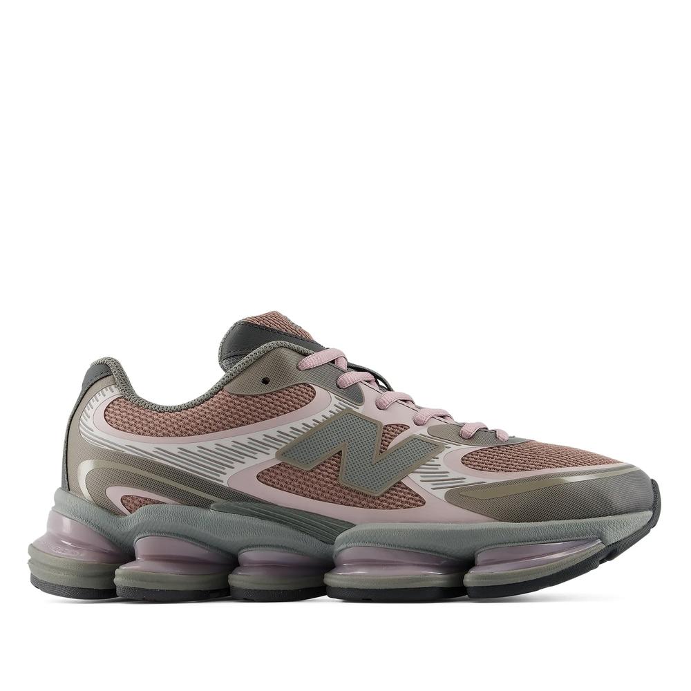 Unisex cipő New Balance U20002T8 - barna