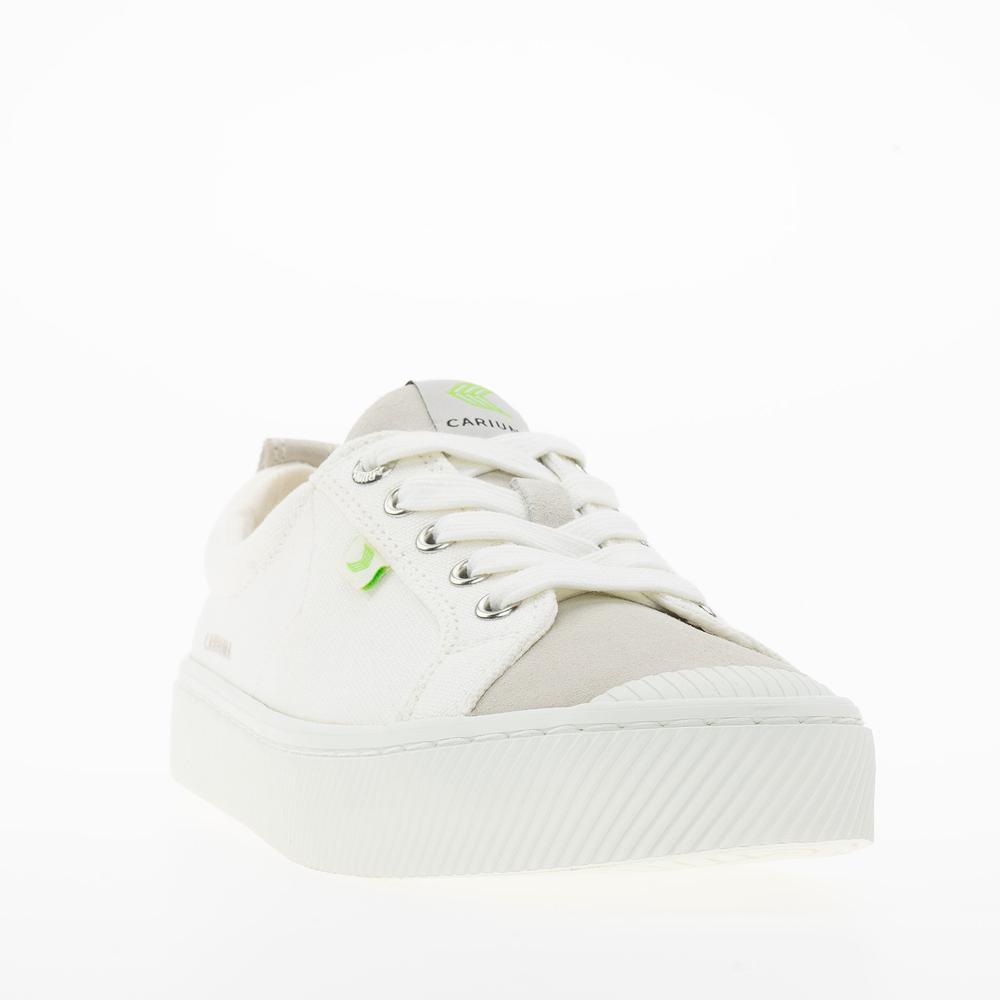 Női cipő Cariuma Oca Low 100107W50 - fehér