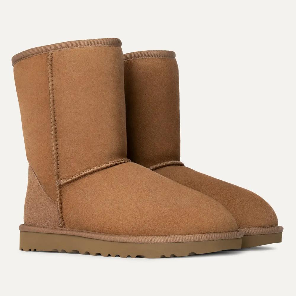 Cipő női UGG W Classic  Short II 1016223-CHE - barna