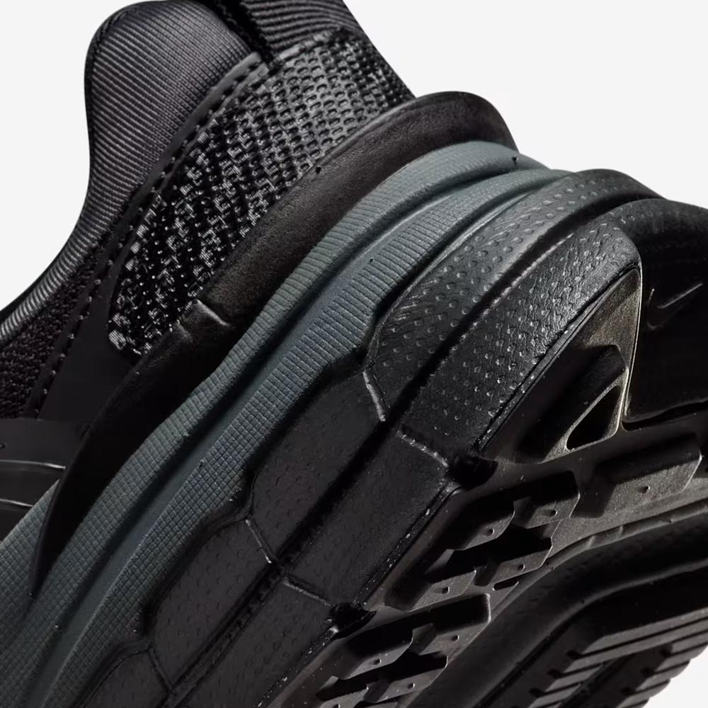 Unisex cipő Nike V2K Run FD0736-001 - fekete