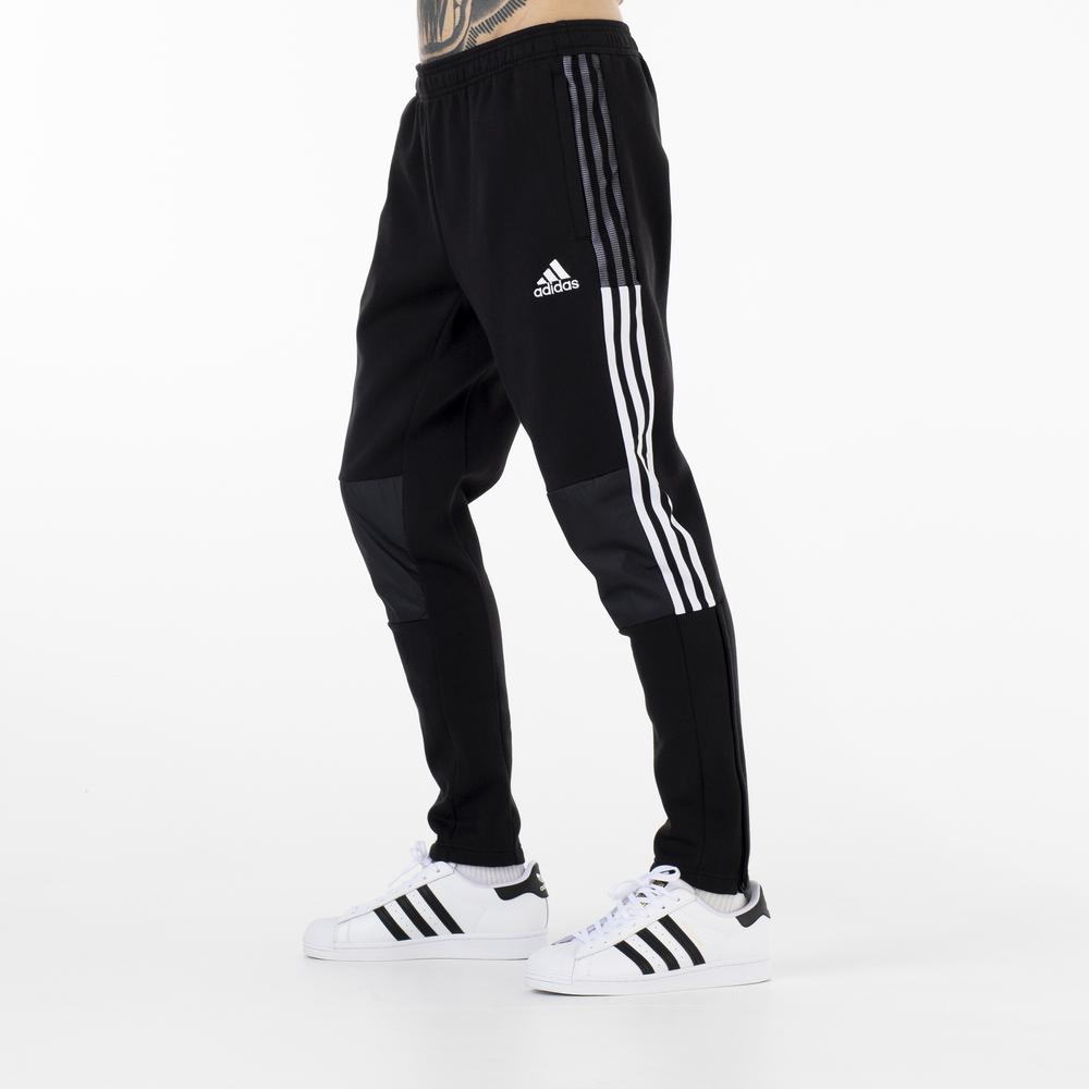 Melegítőnadrág adidas Tiro Winterized H33688 - fekete