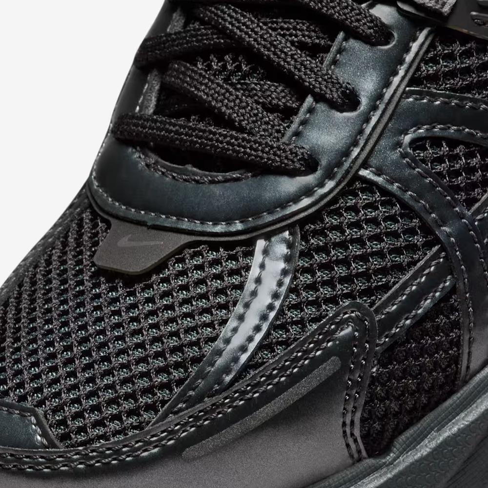 Unisex cipő Nike V2K Run FD0736-001 - fekete