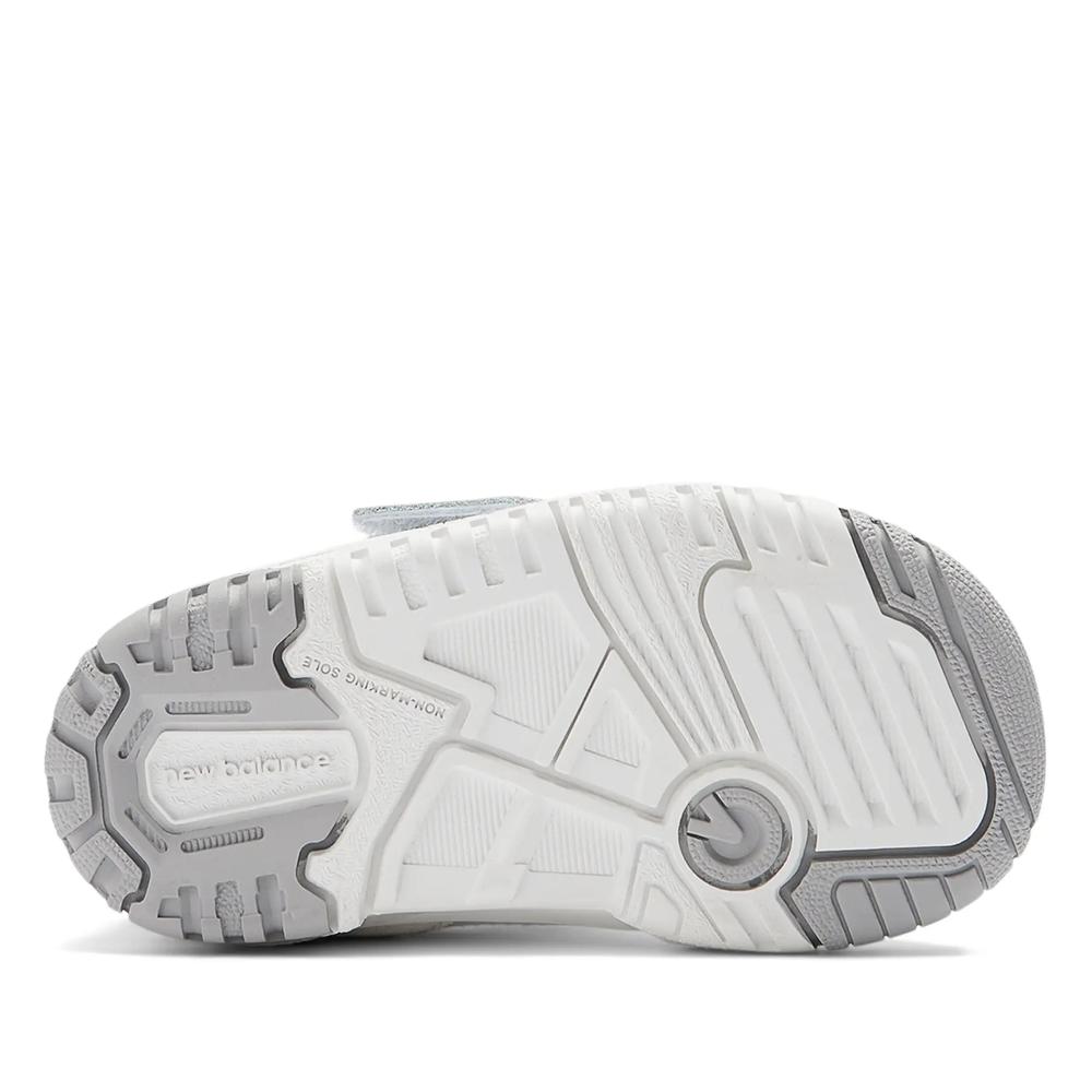 Gyermekcipő New Balance IHB550ED - fehér