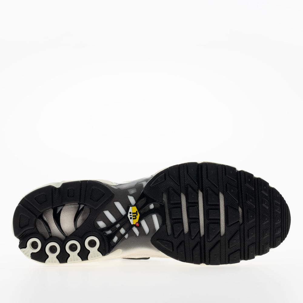 Férfi cipő Nike Air Max Plus DM0032-106 - fehér