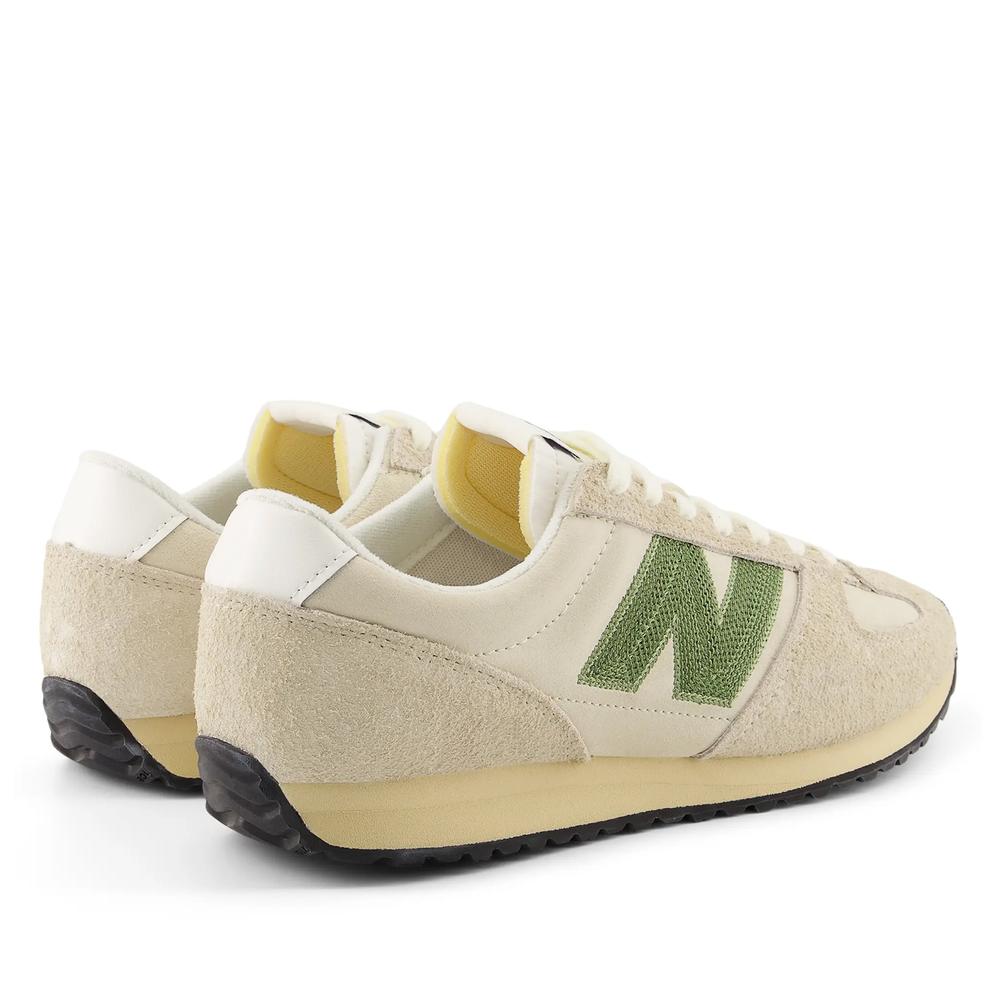 Unisex cipő New Balance U4715MR - bézs