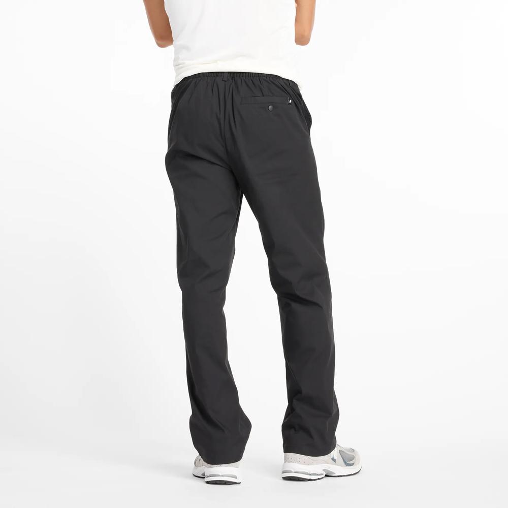 Férfi nadrág New Balance MP43560BK - fekete