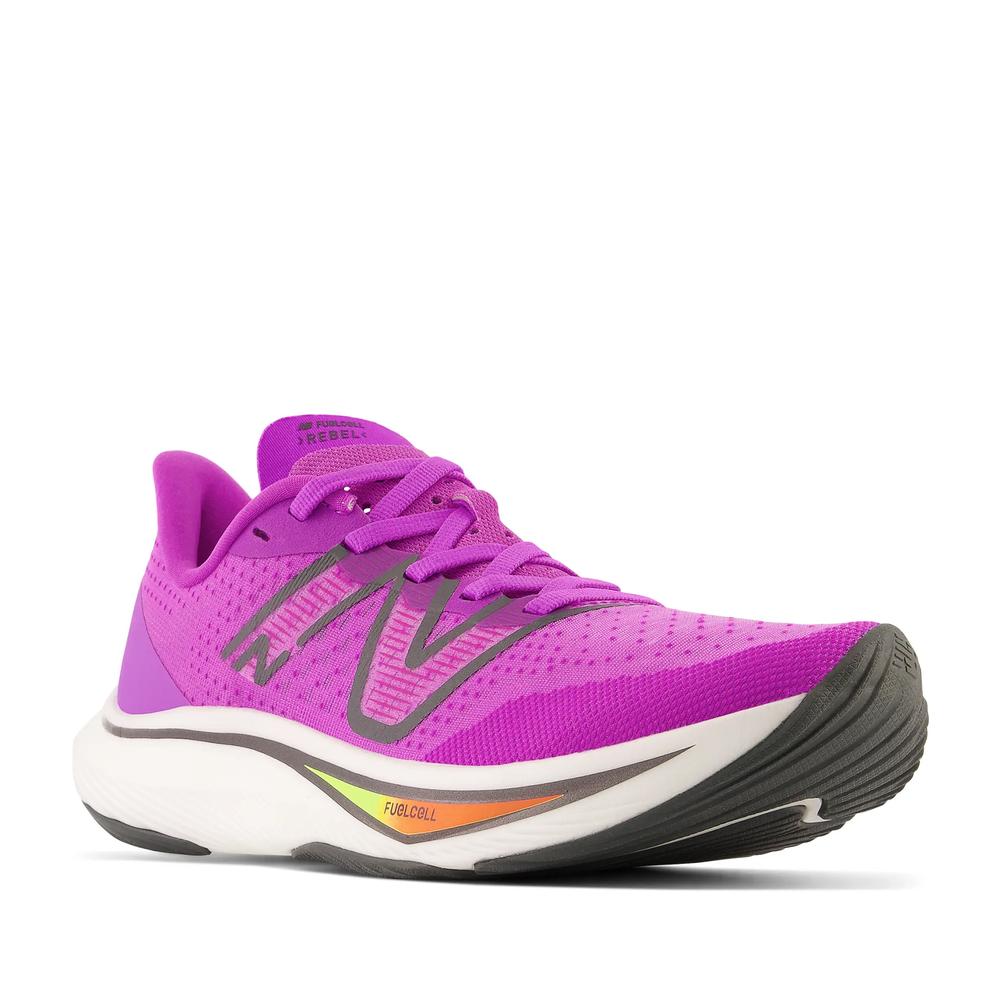 Cipő New Balance FuelCell Rebel v3 WFCXCR3 - rózsaszín