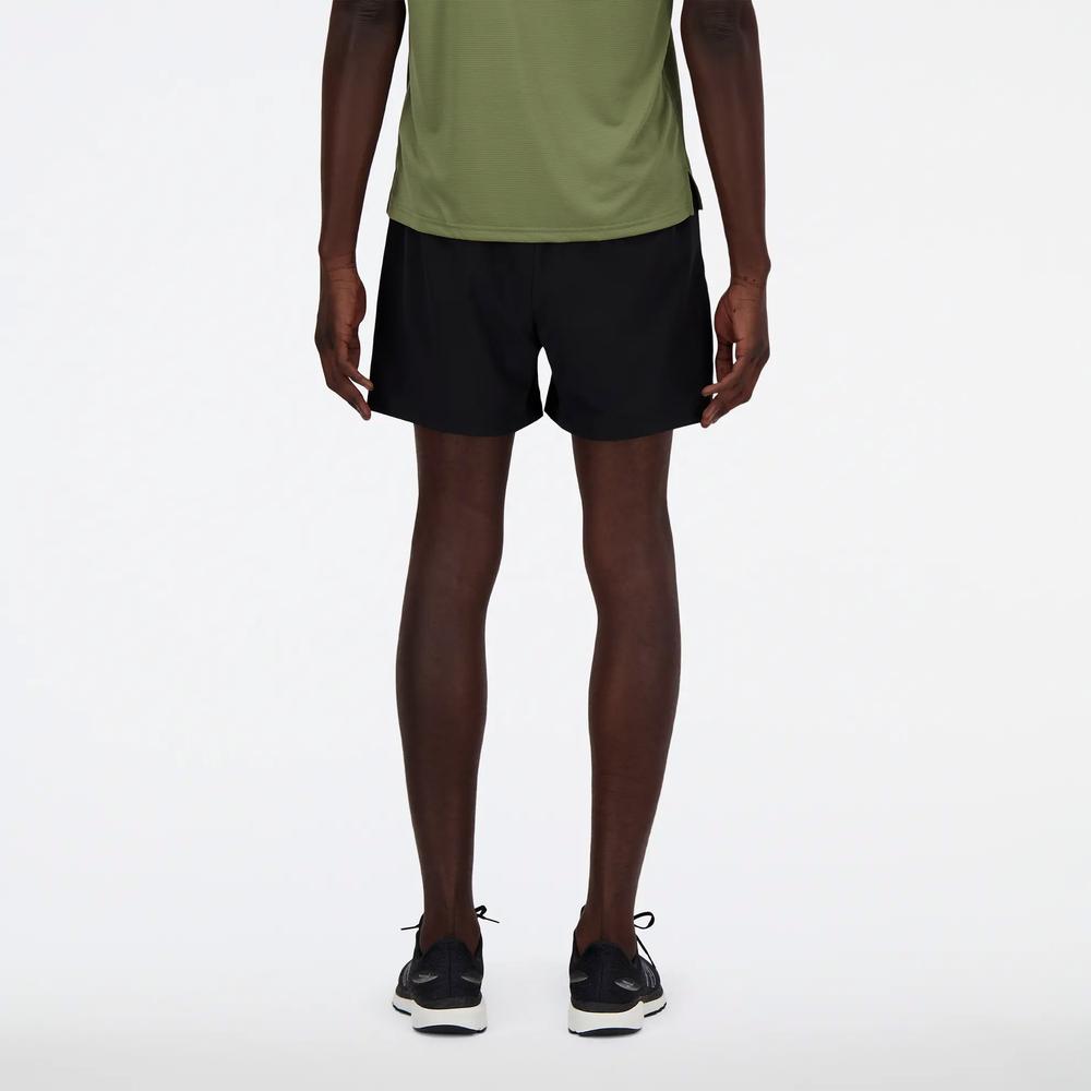 Férfi futónadrág New Balance MS41230BK - fekete