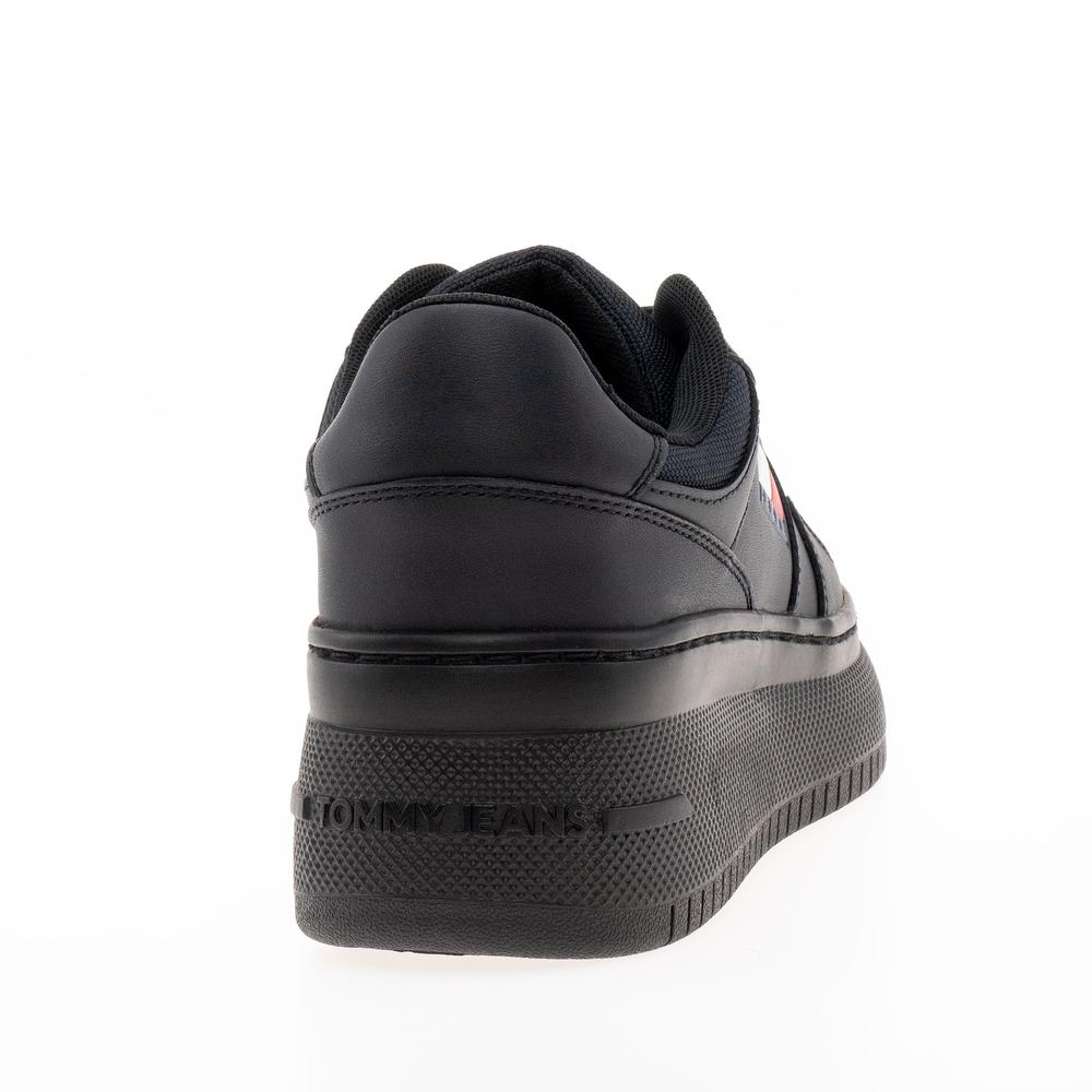 Cipő Tommy Hilfiger TJW Retro Basket Flatform Ess EN0EN02506-BDS - fekete