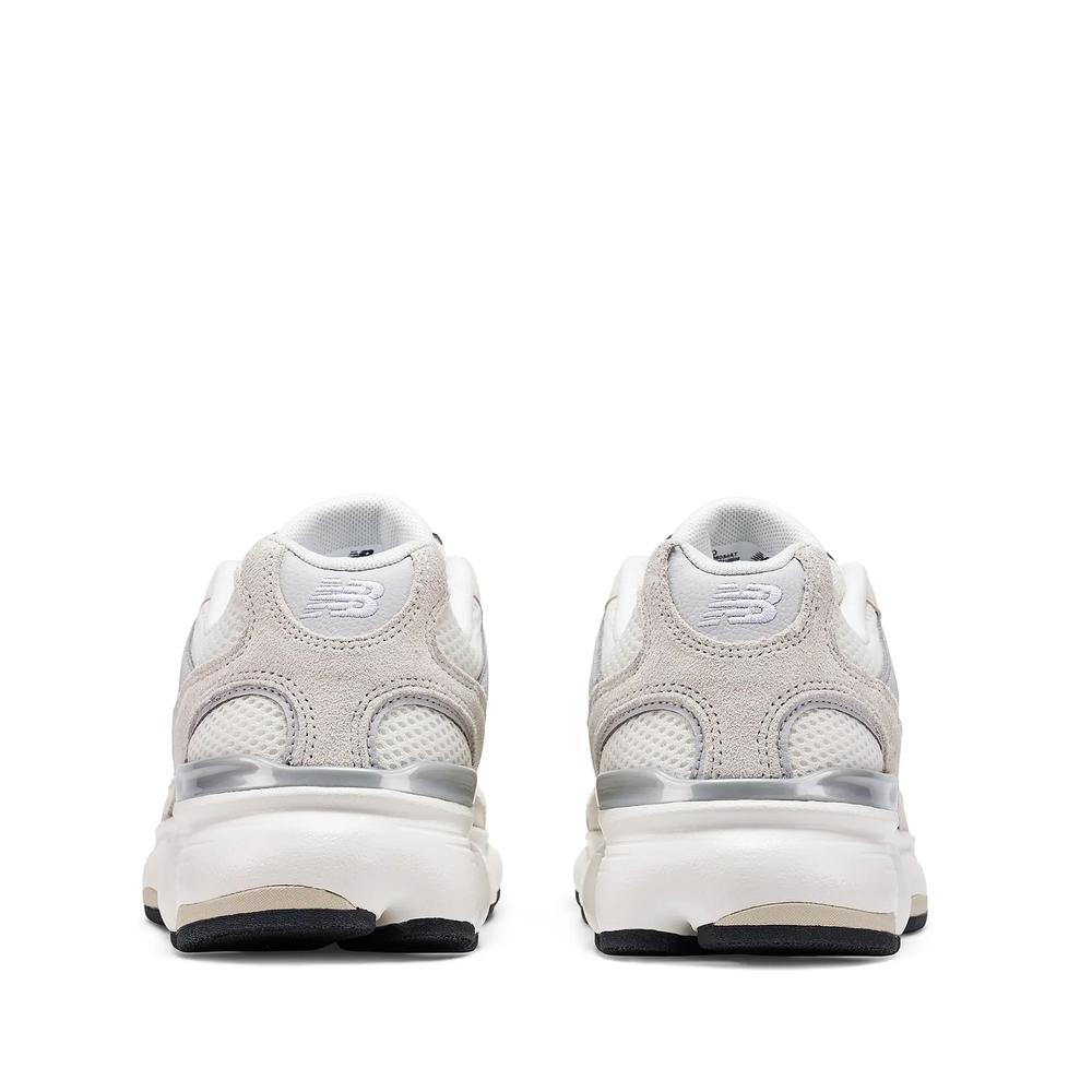 Unisex cipő New Balance M6034AT - bézs