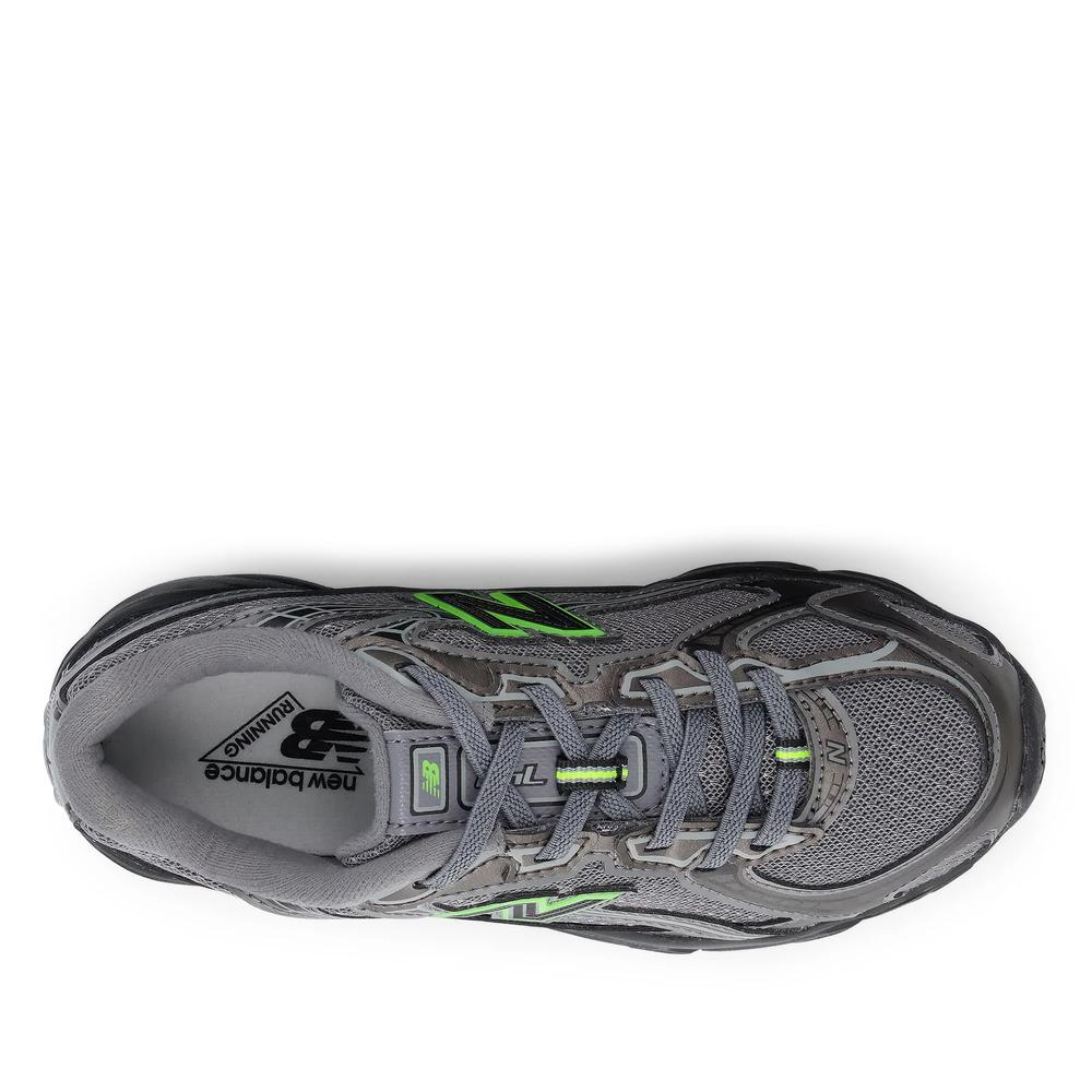 Gyermekcipő New Balance P7401MU - szürke