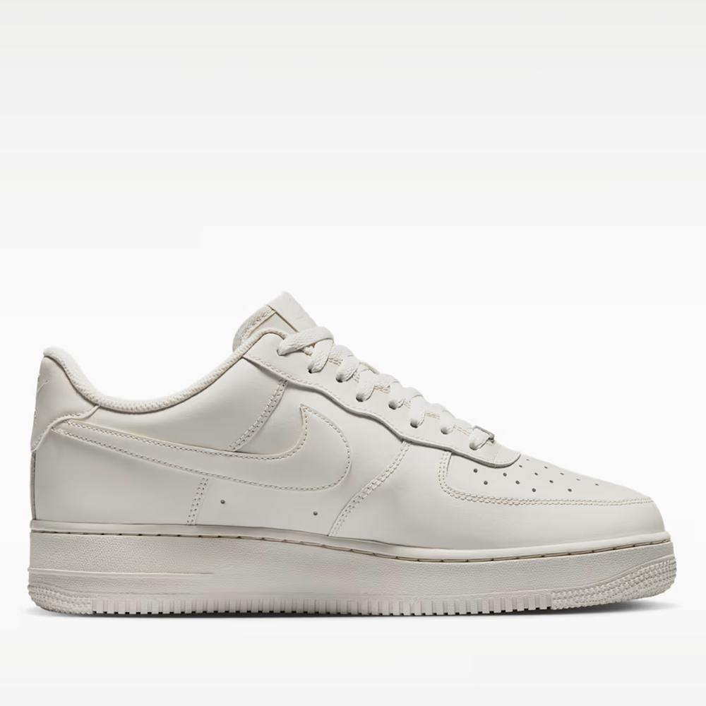 Cipő férfi Nike Air Force 1 '07 IH1698-003 - fehér