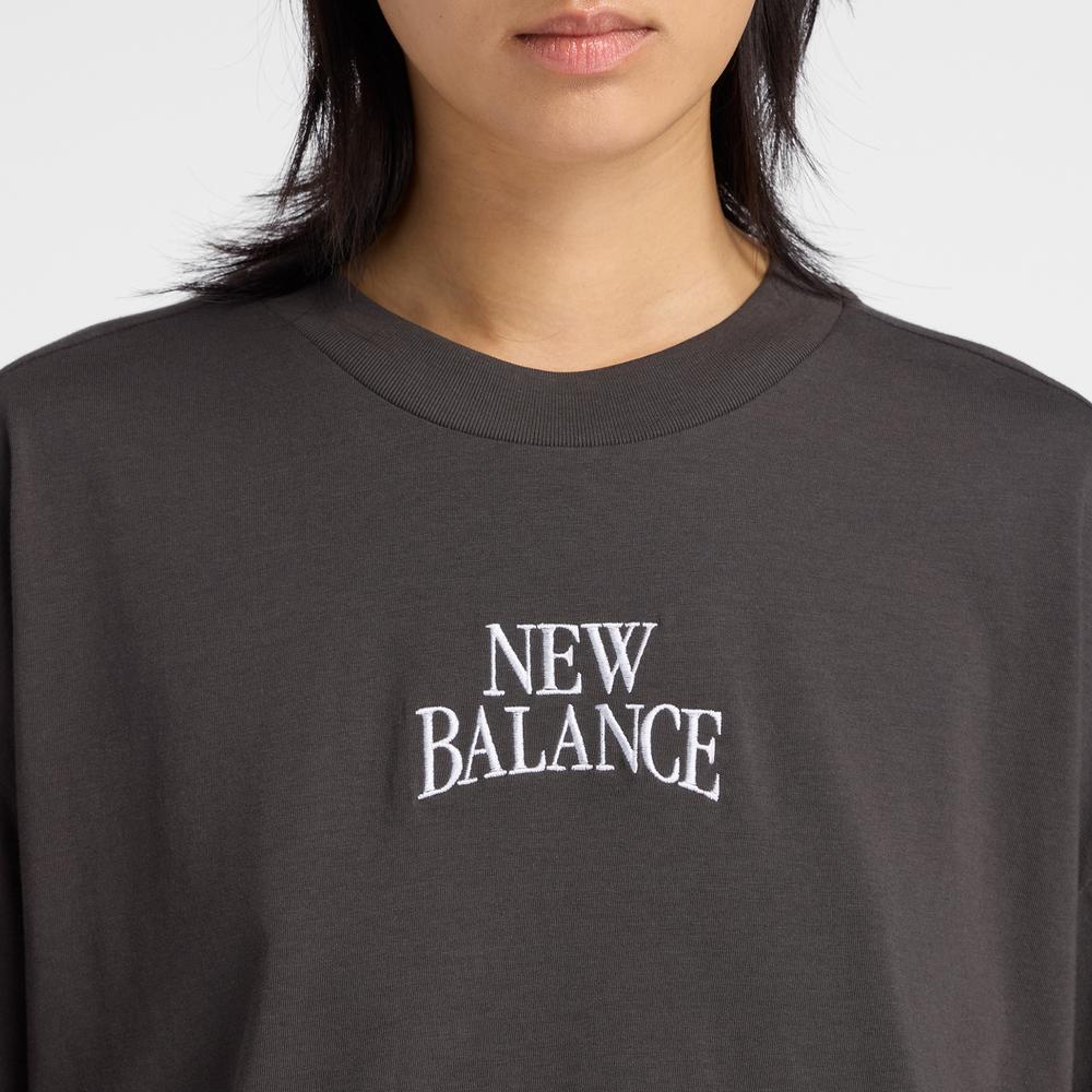 Női póló New Balance WT61974VABR - fekete