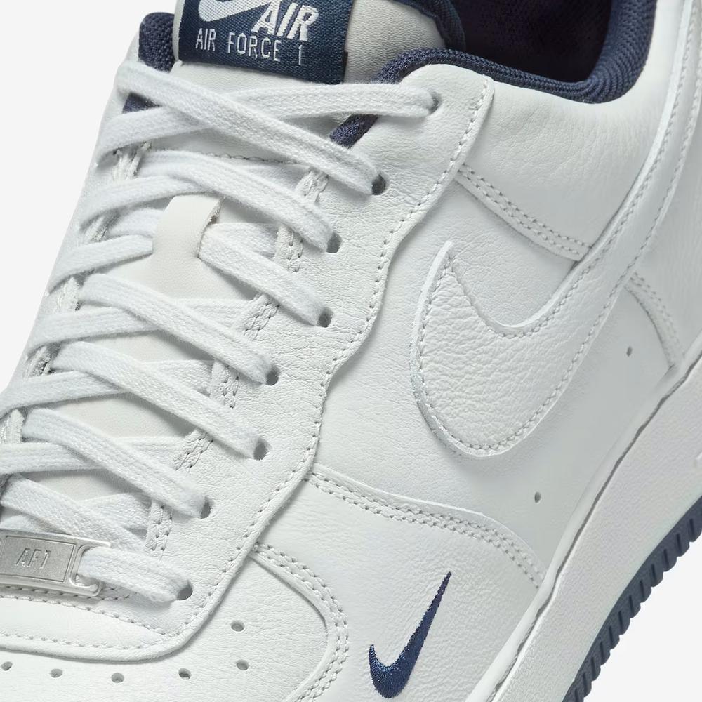 Cipő férfi Nike Air Force 1 '07 LV8 HM9483-001 - fehér