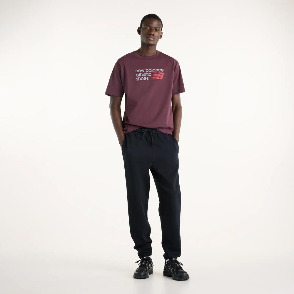 Férfi póló New Balance Athletics Premium Relaxed Chest Logo MT51900YLR - gesztenyebarna