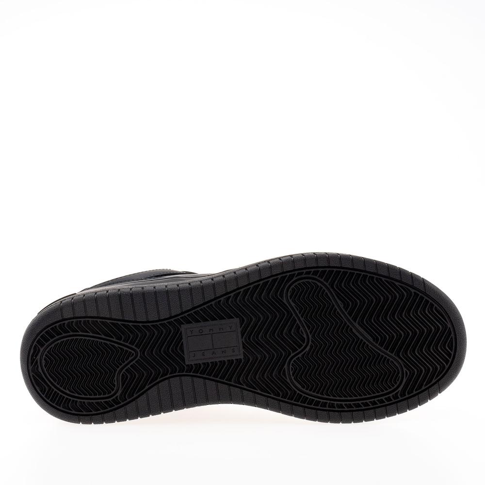 Cipő Tommy Hilfiger TJW Retro Basket Flatform Ess EN0EN02506-BDS - fekete