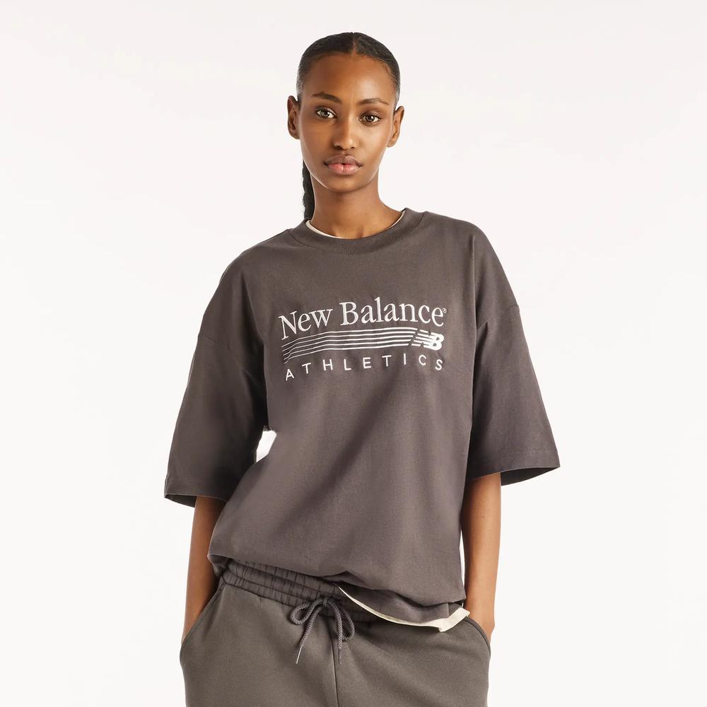 Női póló New Balance Trackside WT6297MKBLK - barna