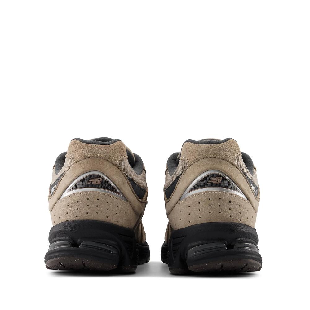 Cipő New Balance M2002REG - barna