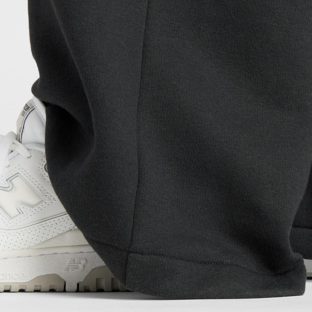 Női nadrág New Balance WP53903BK - fekete