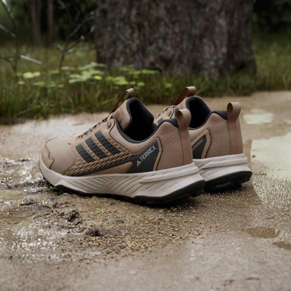 Cipő férfi adidas Terrex Tracefinder 2 Climaproof JR7771 - barna