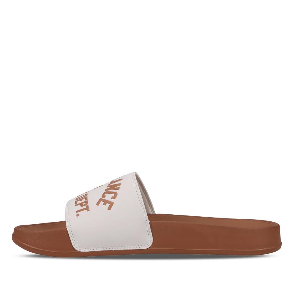 New Balance papucs SMF200L3 - barna