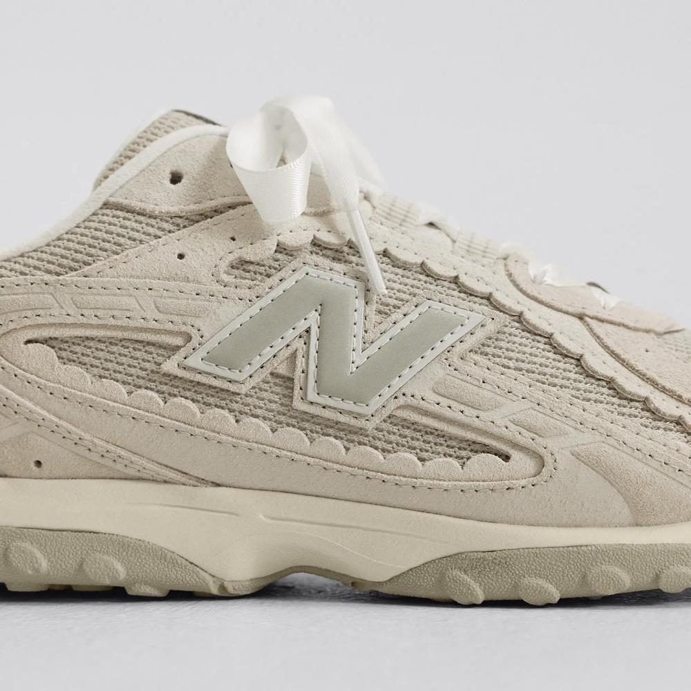 Unisex cipő New Balance U204L2SZ - bézs