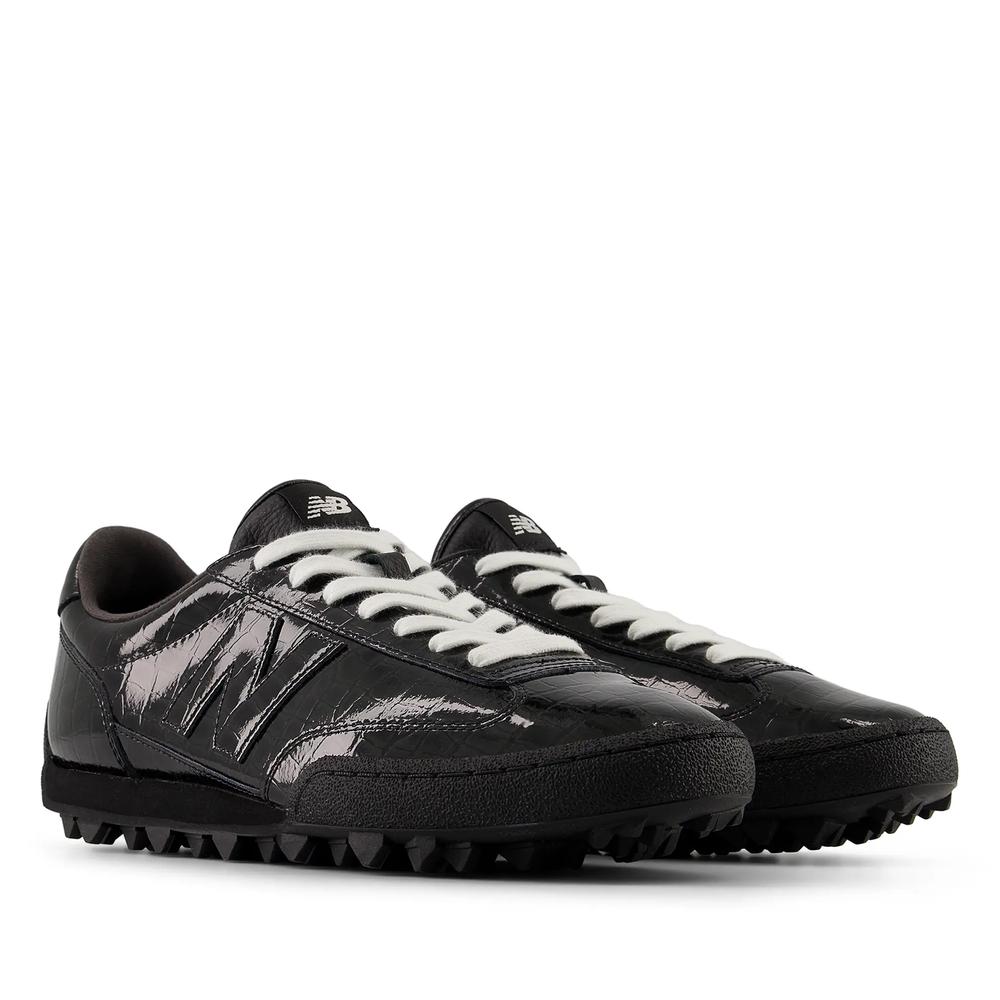 Cipő unisex New Balance Gator Run UGTR2SV - fekete