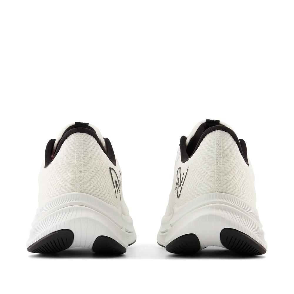 Férfi futócipő New Balance FuelCell Propel v4 MFCPRLW4 – fehér