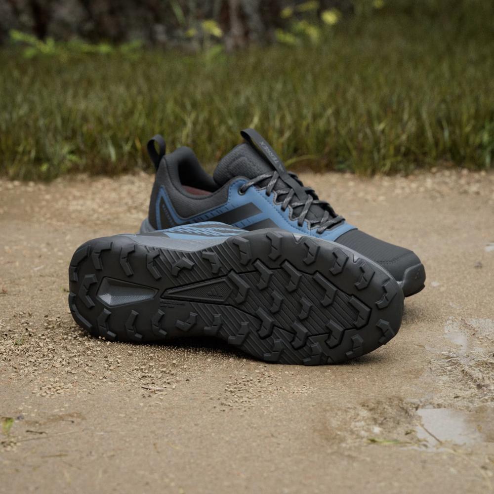 Cipő férfi adidas Terrex Tracefinder 2 Climaproof JR7769 - fekete