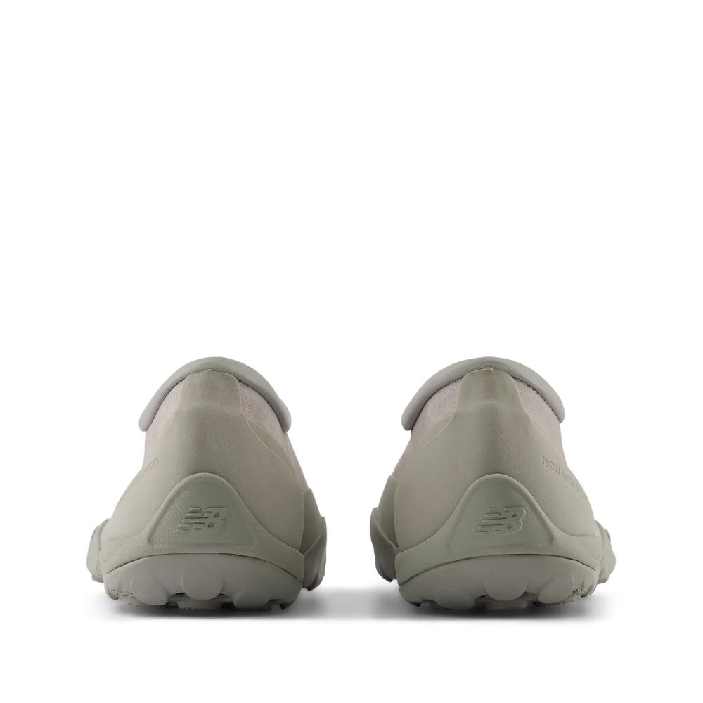 Unisex férfi cipő New Balance Minimus MT10T8WQ - szürke
