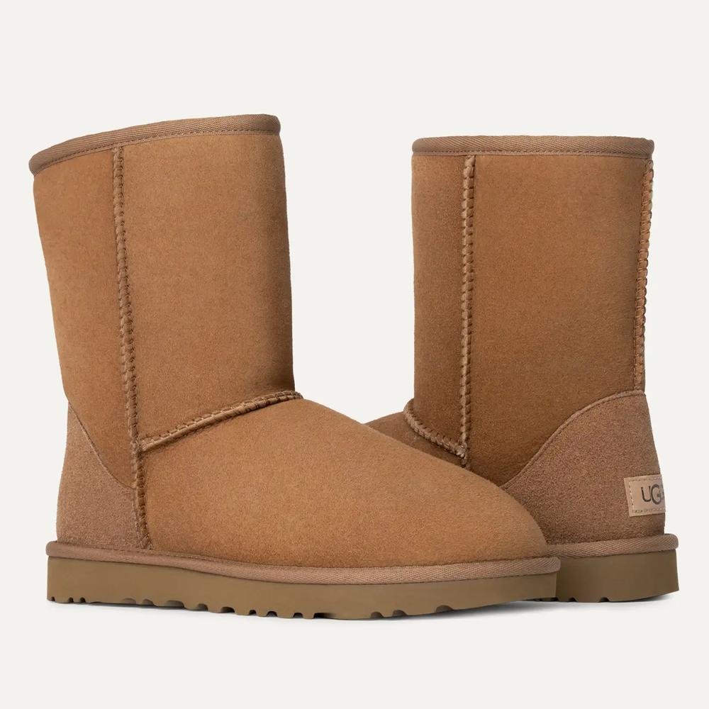 Cipő női UGG W Classic  Short II 1016223-CHE - barna