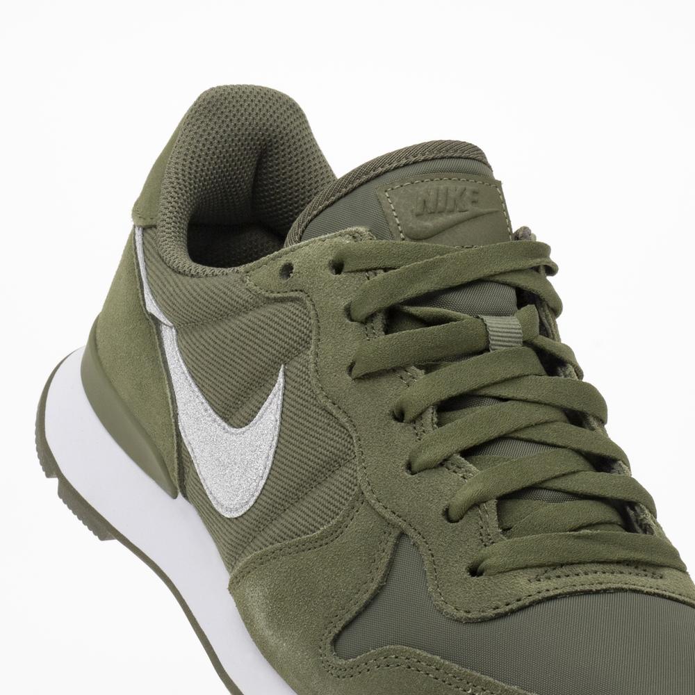 Nike Internationalist Glitter > AT0075-200