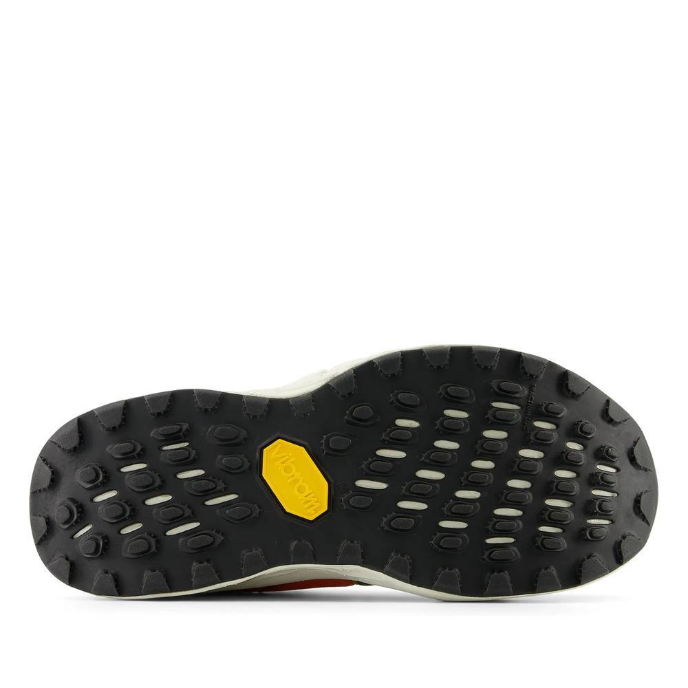 Férfi cipő New Balance Fresh Foam Hierro v8 WTHIERR8 - narancs