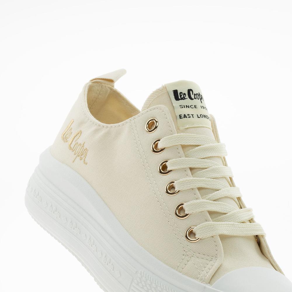 Női cipő Lee Cooper LCW-24-44-2464L - fehér
